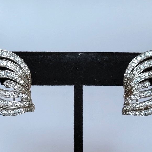 Elegant silver earrings with crystals for pierced ears. Stamped 925. - Picture 3 of 8